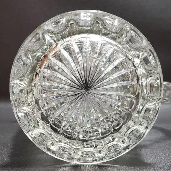 Anchor Hocking Wexford Pattern 64 oz  Pitcher, Large Clear Glass 9.5" Tall - Picture 5 of 6